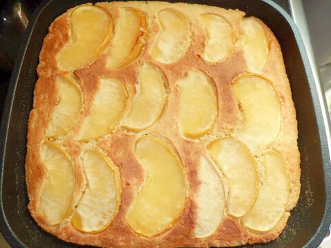 簡単・ヘルシー♪りんごでおからパンケーキ